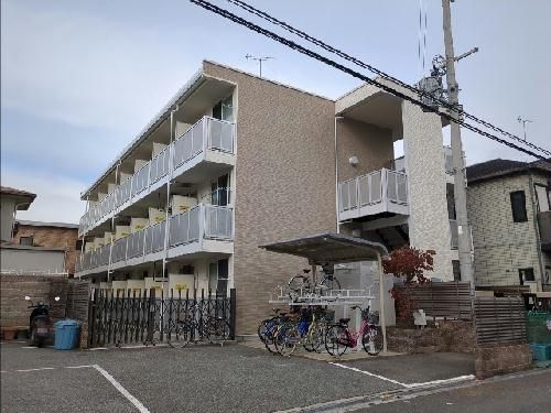 レオパレスシャンテ三国本町IIの外観写真
