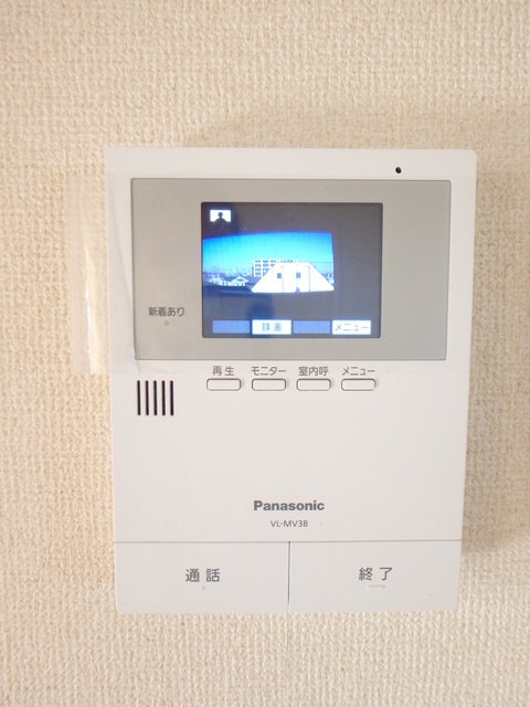 セキュリティ　来訪者が確認できるＴＶモニタ付ドアホン！