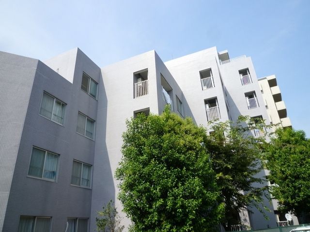 建物外観　★急行停車で便利なつつじヶ丘駅徒歩９分・買い物・生活便利で…