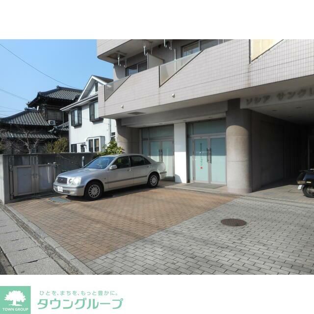 駐車場　駐車場