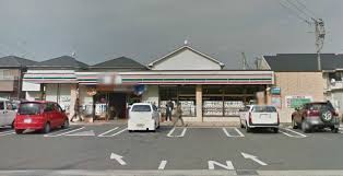 コンビニ　セブンイレブン那珂川橋店（コンビニ）まで370m