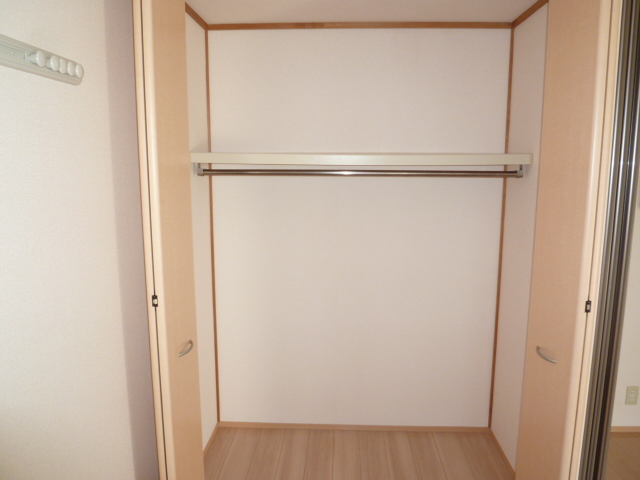 収納　クローゼット