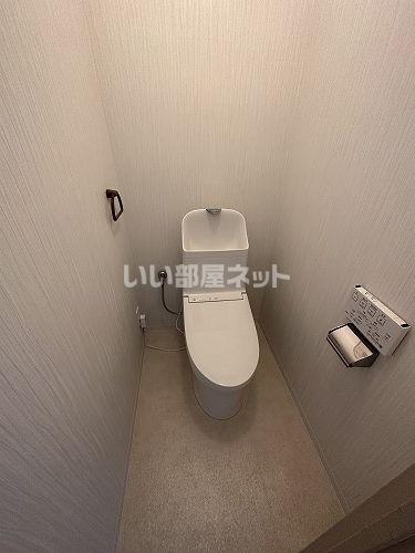 【神戸市西区伊川谷町潤和のマンションのトイレ】