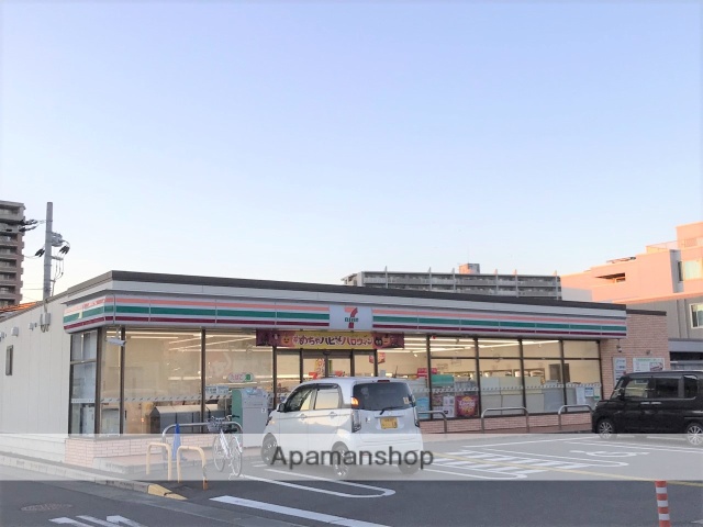 コンビニ　セブン－イレブン野洲市役所前店（コンビニ）まで731m