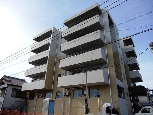 アルテマイスター　リノの建物外観