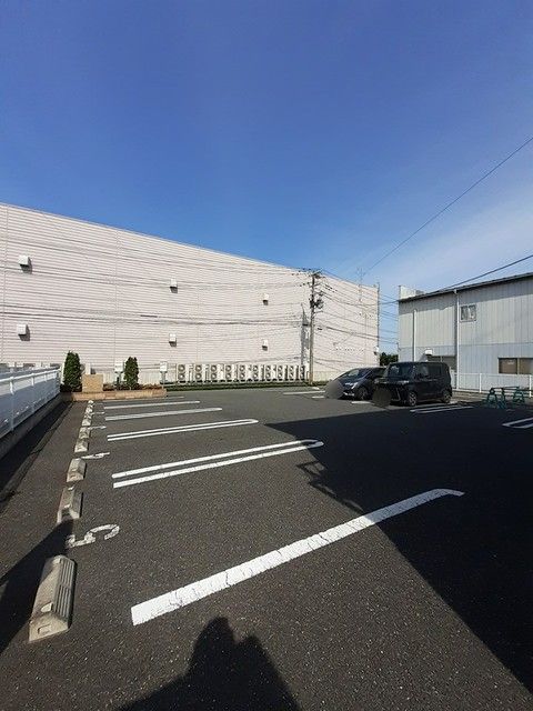 【大崎市古川のアパートの駐車場】