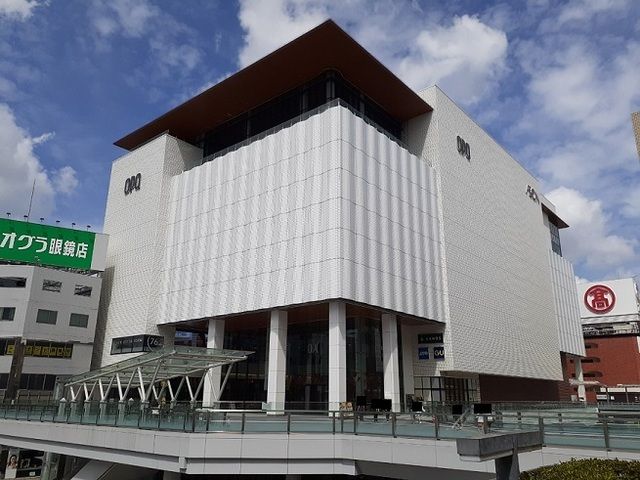 【高崎市新田町のアパートのショッピングセンター】