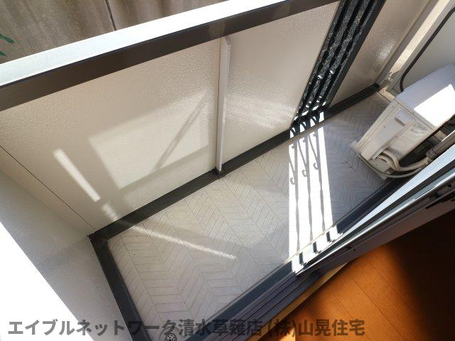 バルコニー　お洗濯にも便利なバルコニー付き