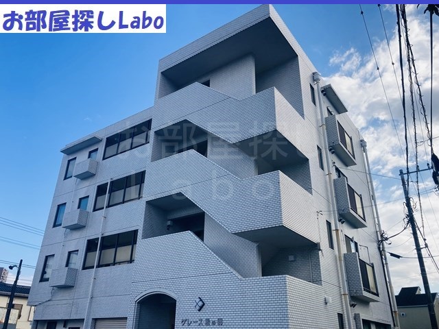 【小田原市荻窪のマンションの建物外観】