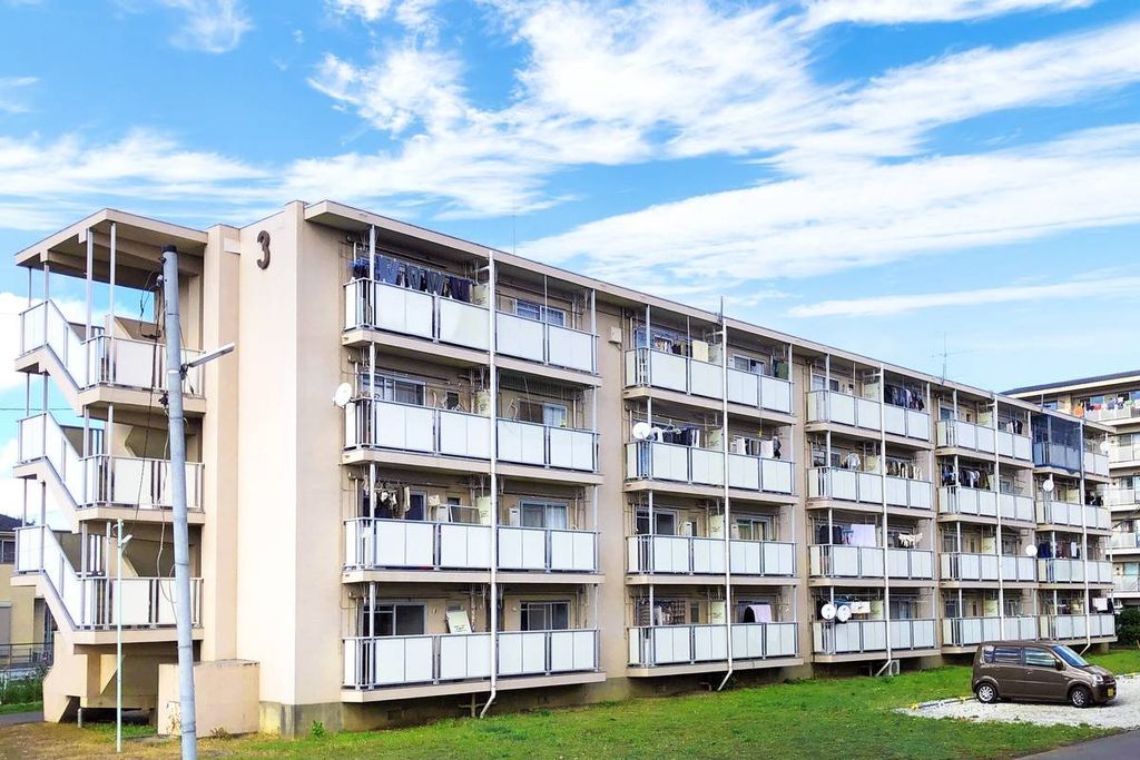 川越市月吉町のマンションの建物外観