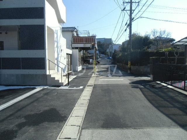 【刈谷市井ケ谷町のマンションの駐車場】