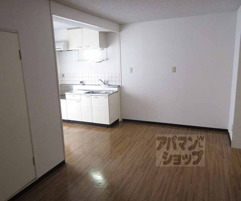 居室・リビング　落ち着く雰囲気のお部屋です！