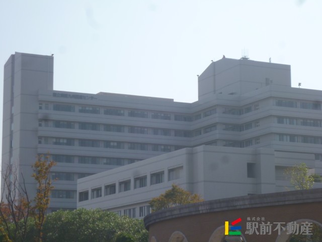 病院　独立行政法人国立病院機構　九州医療センター（病院）まで800m