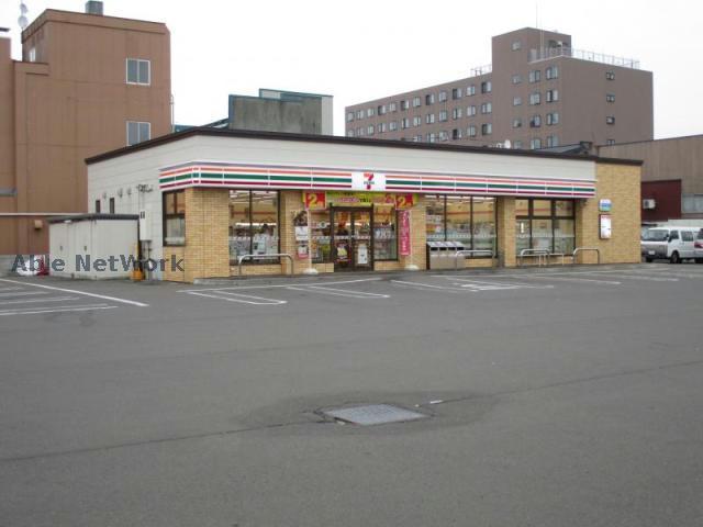 コンビニ　セブンイレブン千歳錦町店（コンビニ）まで247m