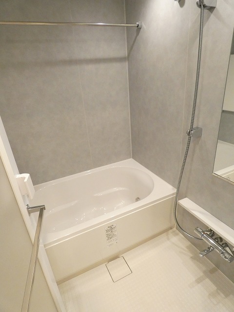 バス・シャワールーム　バス※別部屋参考写真
