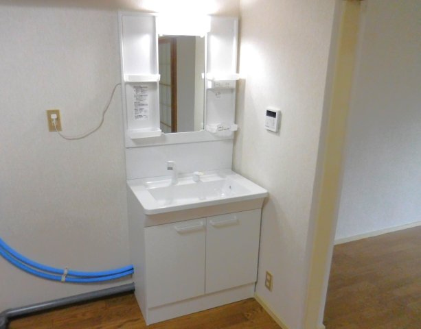 洗面設備　同仕様