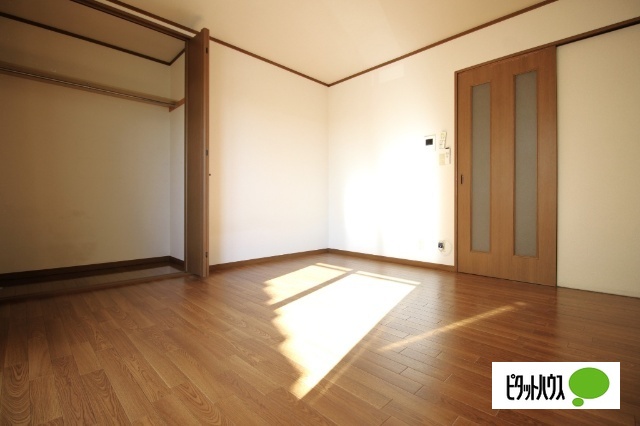 収納　２０２号室