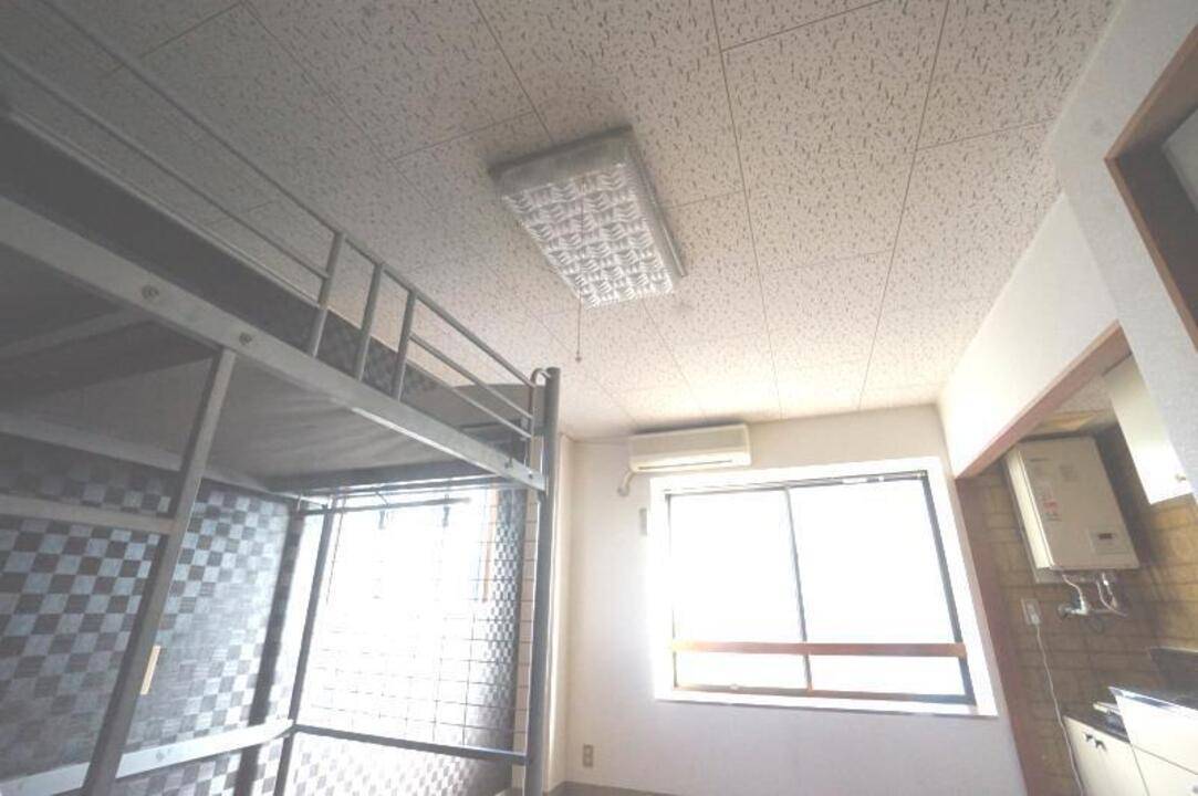 居室・リビング　リビング