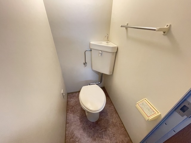 トイレ　同物件別号室