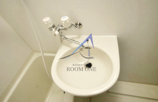 洗面設備　洗面台です。