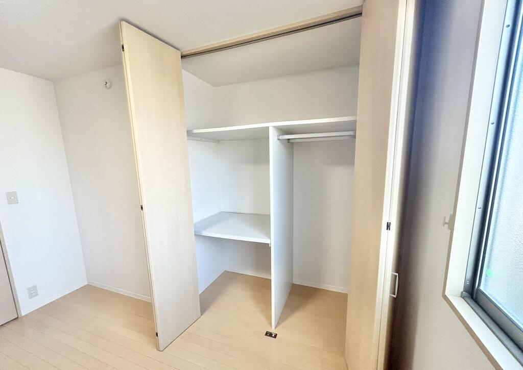 収納　同型タイプ・反転