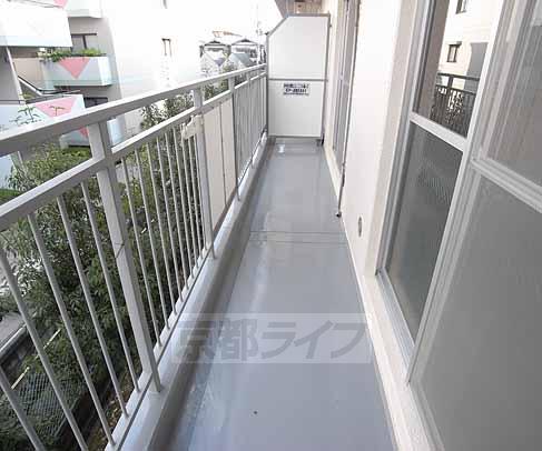 バルコニー　スペースはきっちり確保