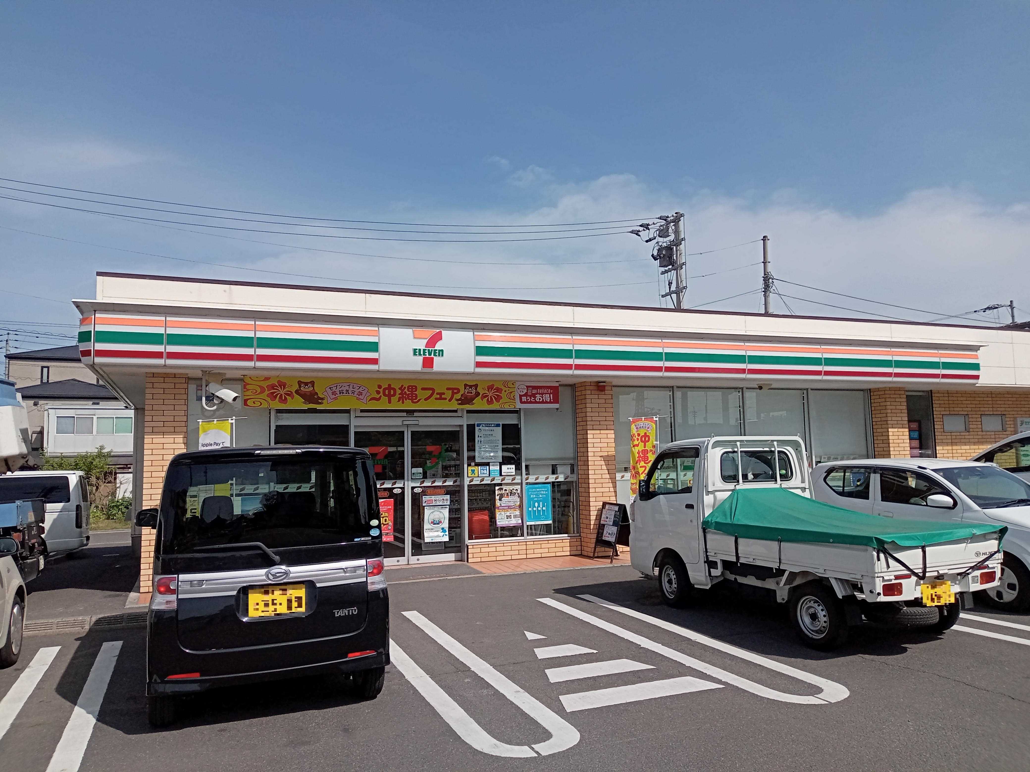 コンビニ　セブンイレブン高松伏石店（コンビニ）まで76m