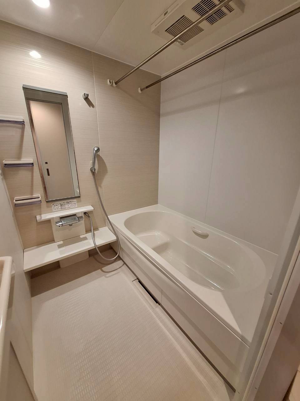 バス・シャワールーム　１日の疲れを癒すバスルーム☆