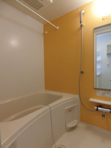 バス・シャワールーム　イメージ202号室写真（反転タイプ）