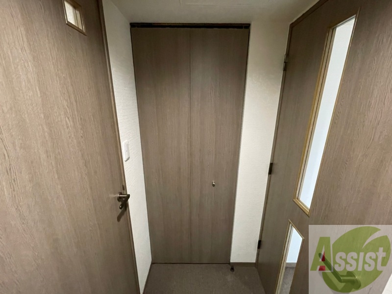 収納　玄関には収納があります。すっきり片づけましょう！