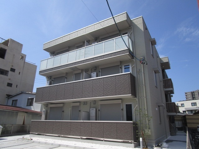 建物外観　大和ハウスの物件です