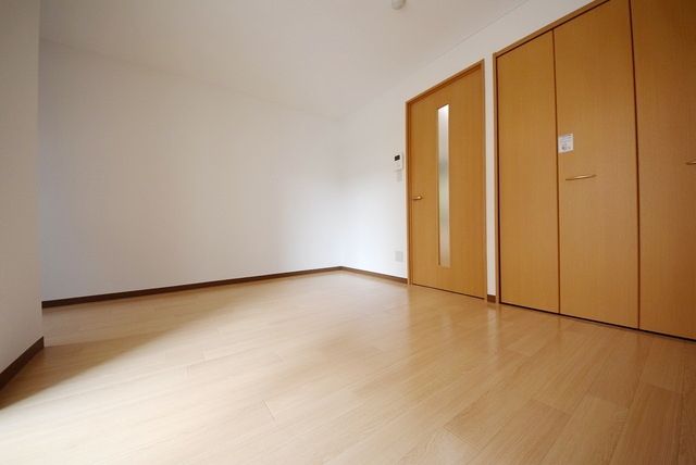 居室・リビング　明るい洋室♪