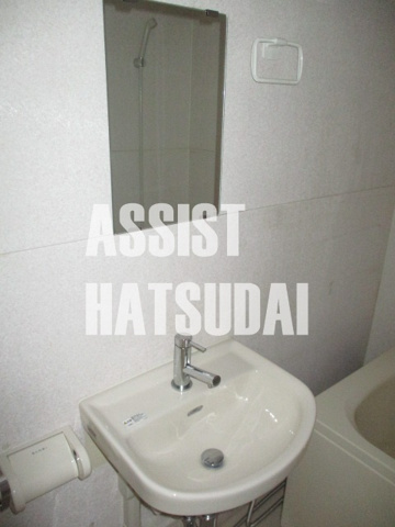 洗面設備　※他号室の参考写真です。