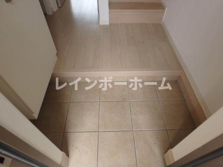 玄関　シンプルで使いやすい玄関です