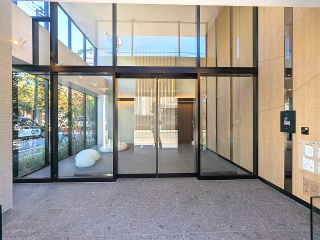 エントランス　タッチキーのモニター付オートロックセキュリティ、瀟洒なエント