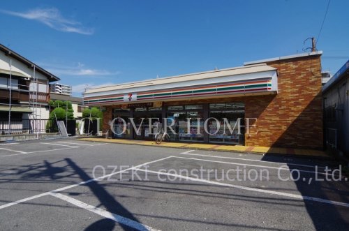 コンビニ　セブン‐イレブン 越谷西口店（コンビニ）まで328m