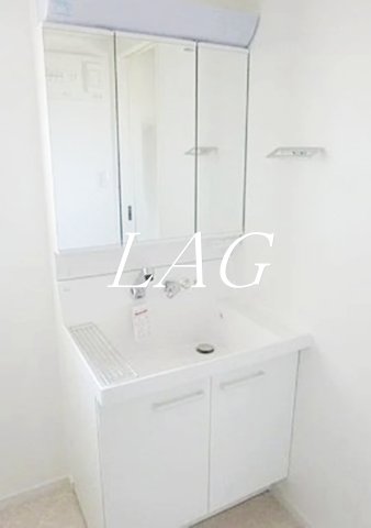 洗面設備　洗面台です。