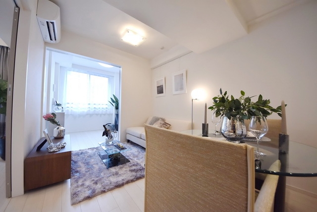 居室・リビング　家具は参考の物になります