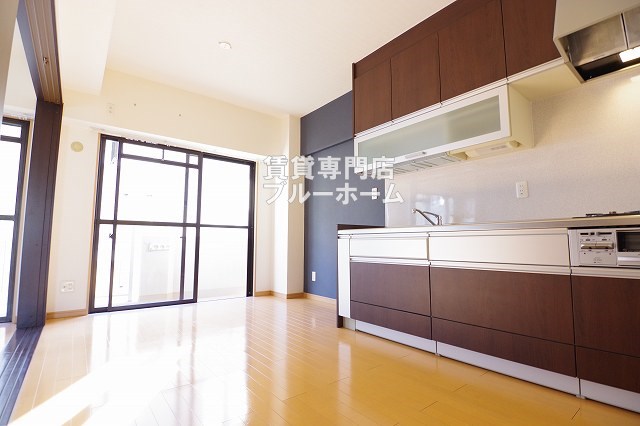 居室・リビング　9帖の広いダイニング！