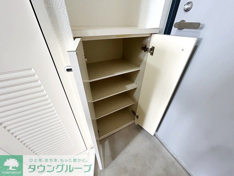 収納　同物件別部屋写真