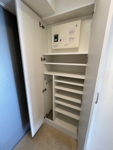 収納　※別部屋の参考写真です。