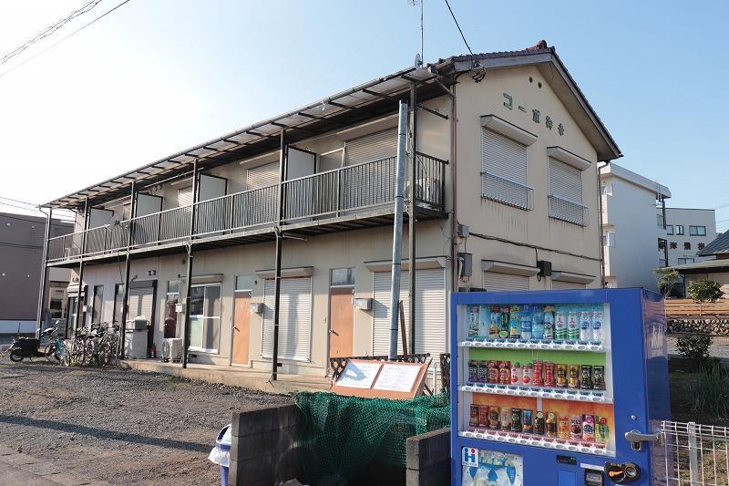 建物外観　ゴミ置場