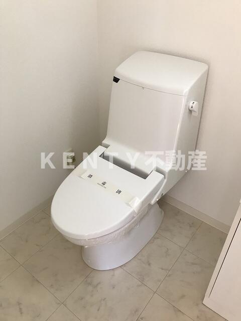 トイレ　トイレもきれいです
