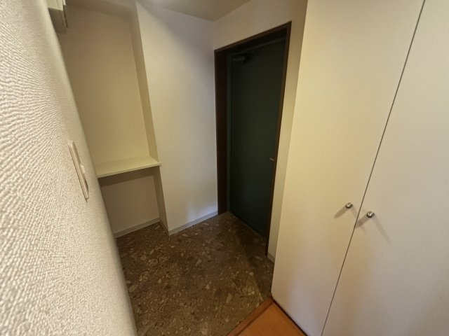 玄関　別号室参考写真です。