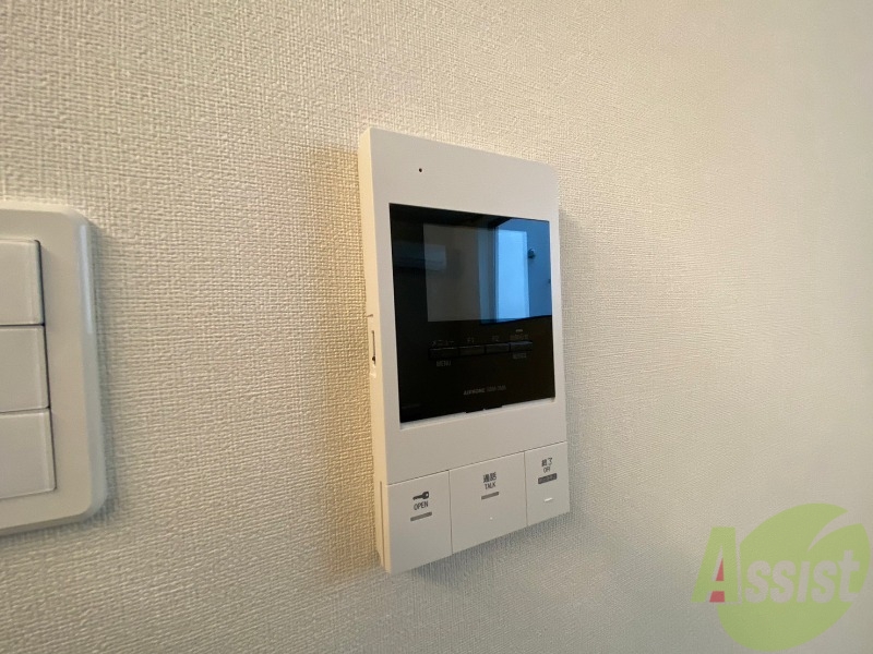 セキュリティ　ＴＶモニター付インターホンです。来客者の顔が見えるので安心！