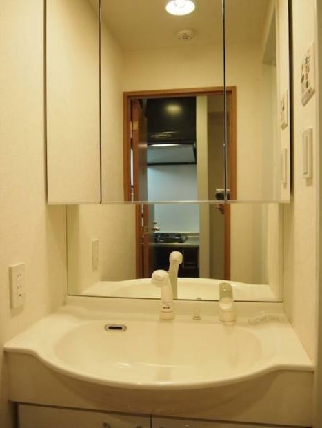 洗面設備　別部屋参考写真