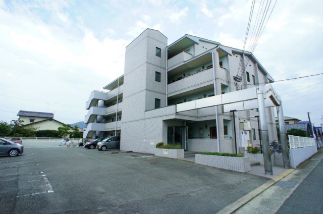 建物外観　建物外観を気になさる方へ、見た目の良い物件です