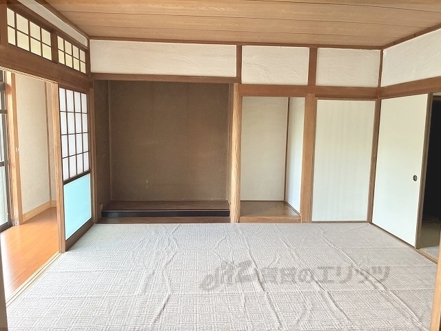 居室・リビング　居室