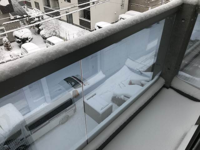 バルコニー　バルコニー付き
