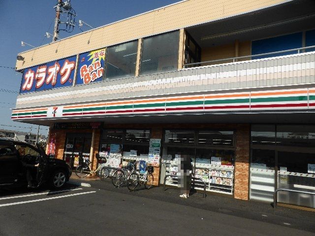 コンビニ　セブンイレブン 越谷東越谷3丁目店（コンビニ）まで541m